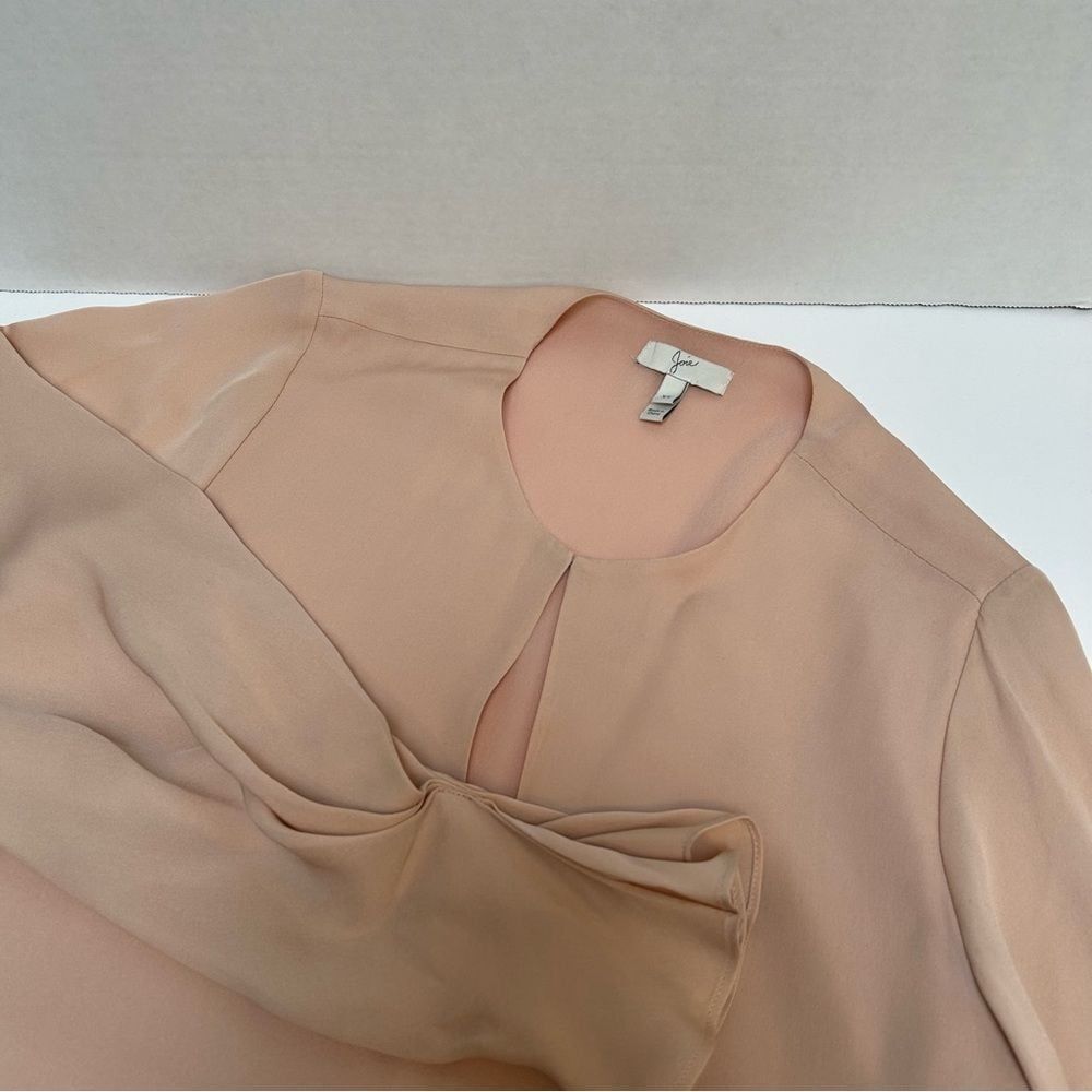 Joieโ Abekwa Silk Blouse Pale Pink Keyhole C-Neck size XS